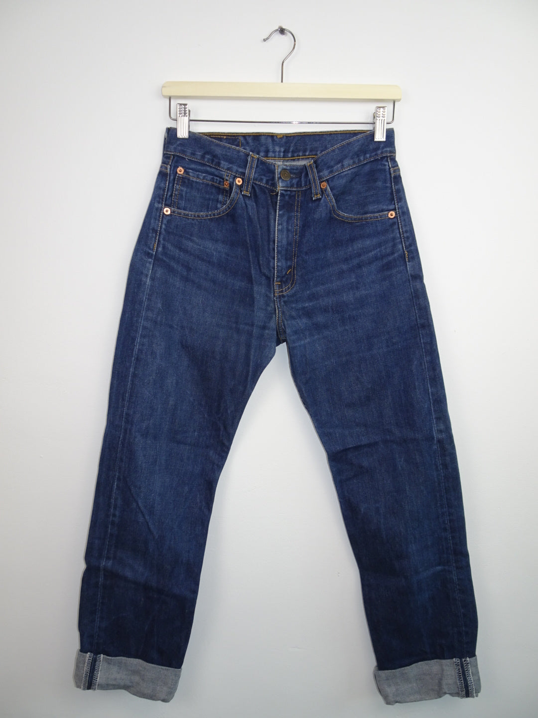 Vintage dark blue Levi's jeans